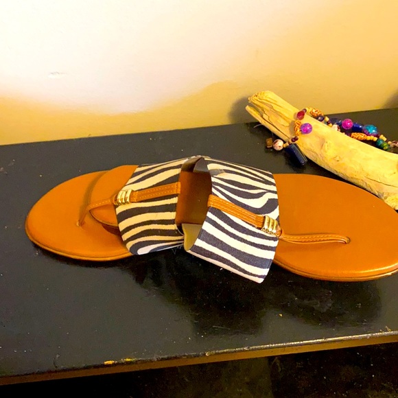 Italian Shoemakers Shoes - 🐢🐢zebra print sandals ⭐️